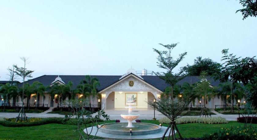 Amarin Resort Chiang Rai Bagian luar foto